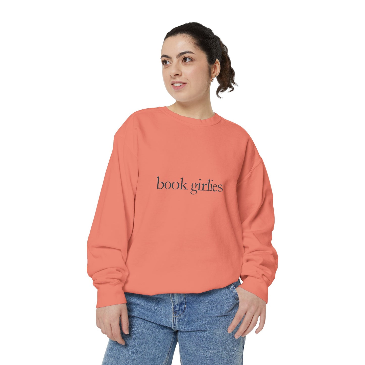 Book Girlie Unisex Sweatshirt, Cozy Literary Apparel, Perfect for Book Lovers, Gifts for Readers, Ideal for Cozy Nights