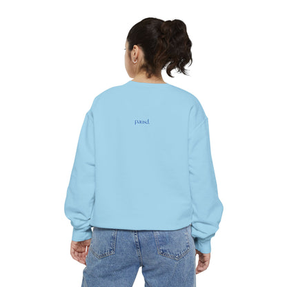 Book Girlie Unisex Sweatshirt, Cozy Literary Apparel, Perfect for Book Lovers, Gifts for Readers, Ideal for Cozy Nights