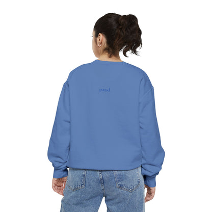 Book Girlie Unisex Sweatshirt, Cozy Literary Apparel, Perfect for Book Lovers, Gifts for Readers, Ideal for Cozy Nights