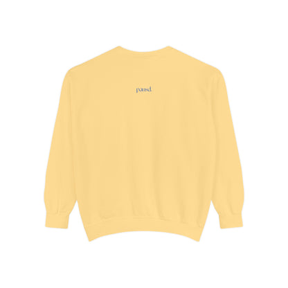 Readers Club Garment-Dyed Sweatshirt, Cozy Literary Apparel, Book Lover Gift, Comfortable Reading Sweatshirt, Casual Sweat Top